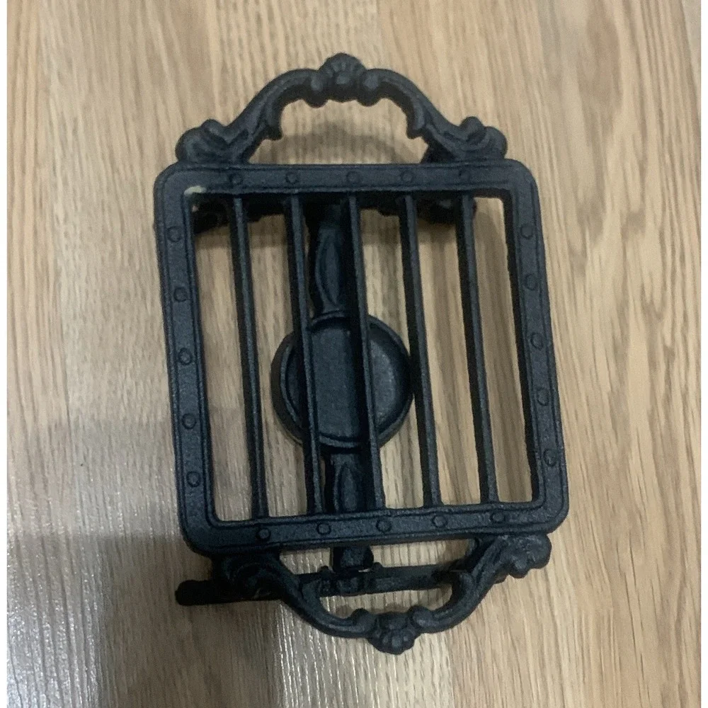 Small Cast Iron Trivet Stand with Handle and Legs, Black Metalware